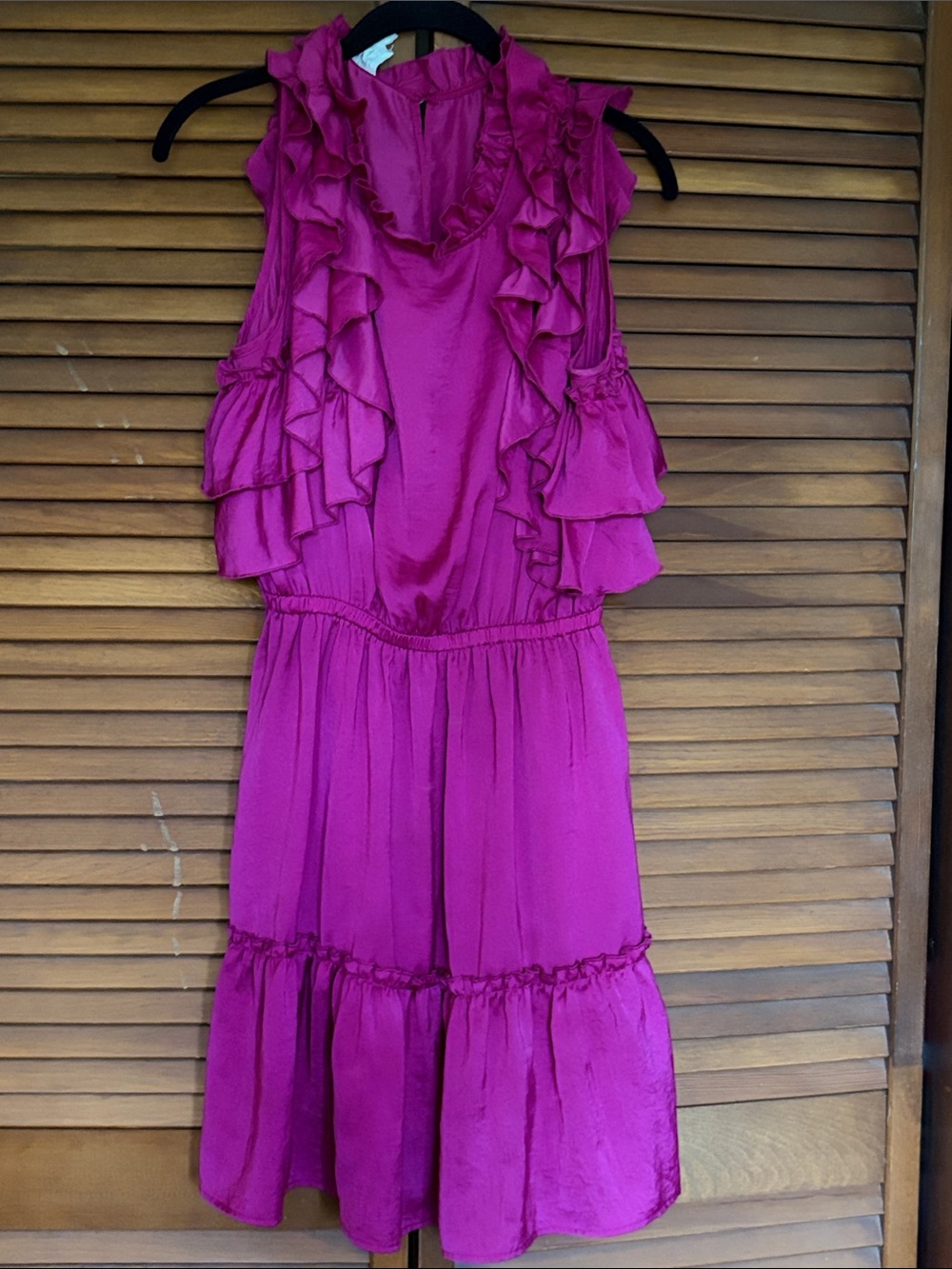 dRA Los Angeles Magenta Sleeveless Dress